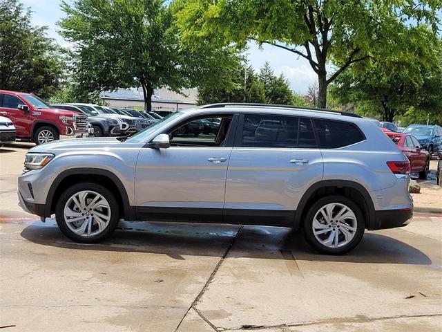 Photo of 2023 Pyrite Silver Metallic Volkswagen Atlas