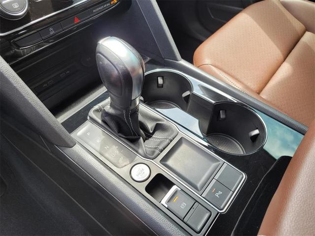 Photo of 2023 Pyrite Silver Metallic Volkswagen Atlas