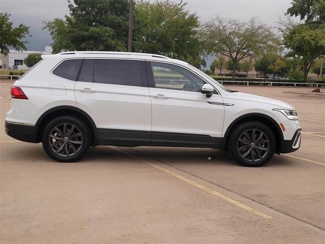 Photo of 2023 Opal White Pearl Effect Volkswagen Tiguan