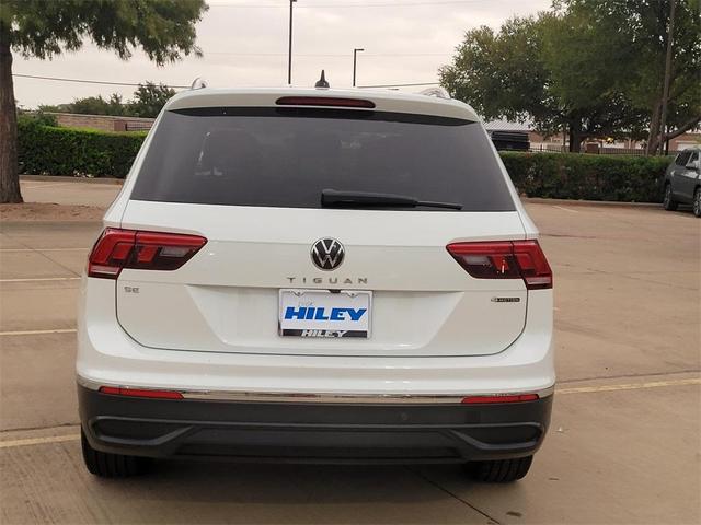 Photo of 2023 Opal White Pearl Effect Volkswagen Tiguan