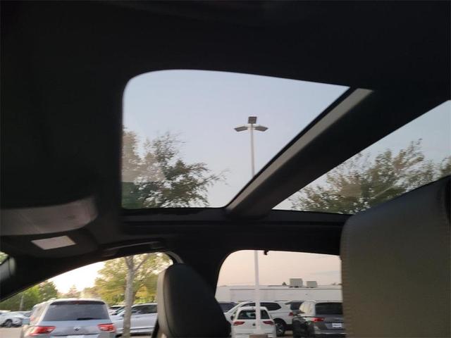 Photo of 2025 Deep Crystal Blue Mica Mazda CX-90