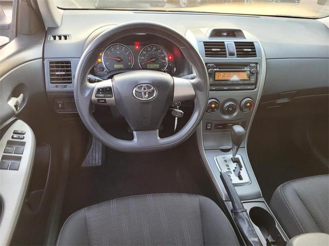 Photo of 2012 Gray Toyota Corolla