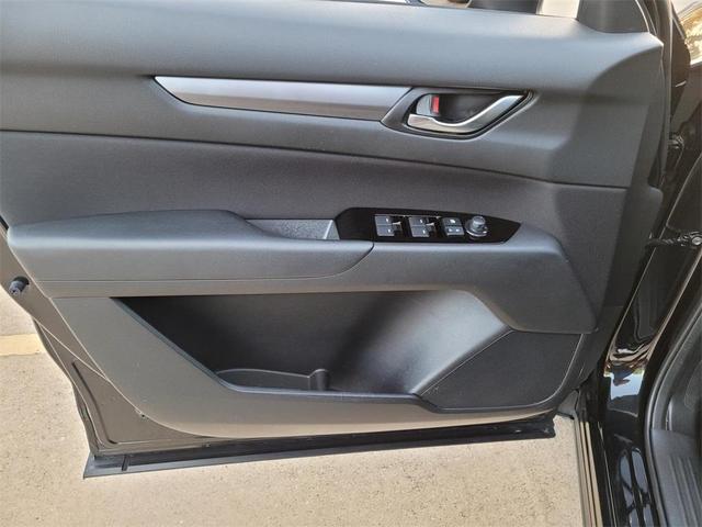 Photo of 2023 Jet Black Mica Mazda CX-5