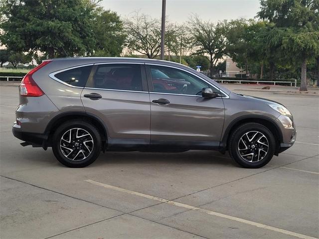 Photo of 2016 Gray Honda CR-V