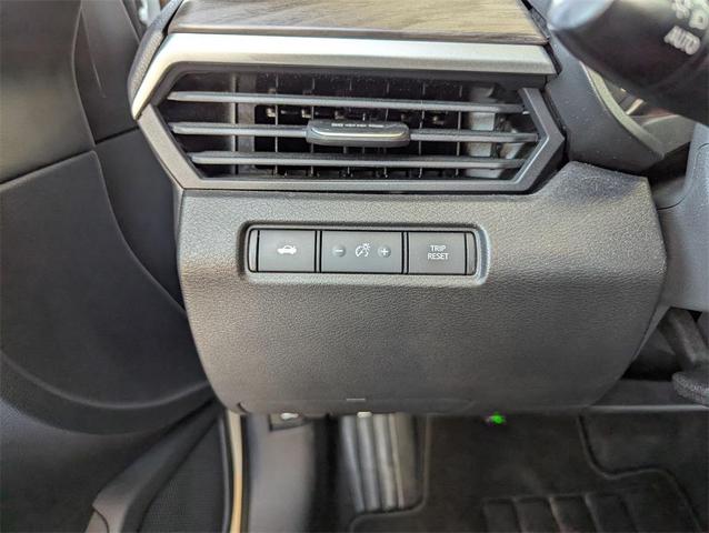 Photo of 2024 Pearl White Tricoat Nissan Altima