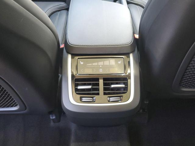 Photo of 2024 Bright Dusk Metallic Volvo XC90