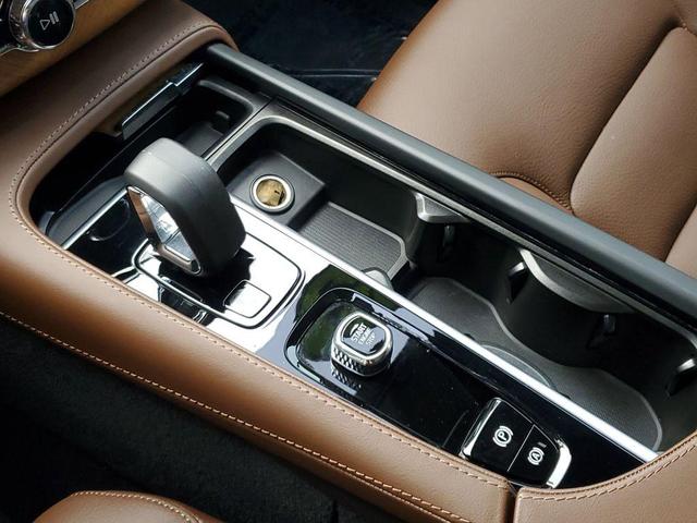 Photo of 2024 Denim Blue Metallic Volvo XC90