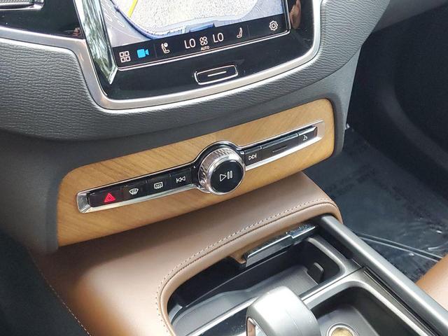 Photo of 2024 Denim Blue Metallic Volvo XC90