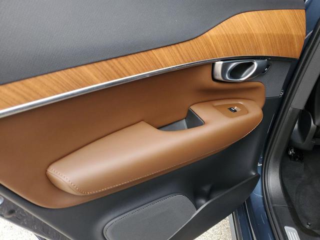 Photo of 2024 Denim Blue Metallic Volvo XC90