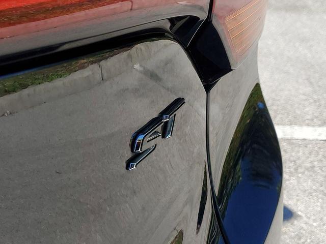 Photo of 2021 Dark Moon Blue Metallic Buick Encore GX