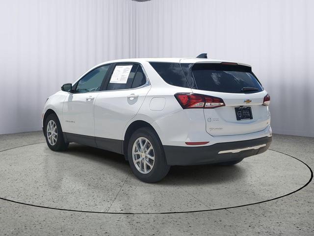 Photo of 2023 Summit White Chevrolet Equinox
