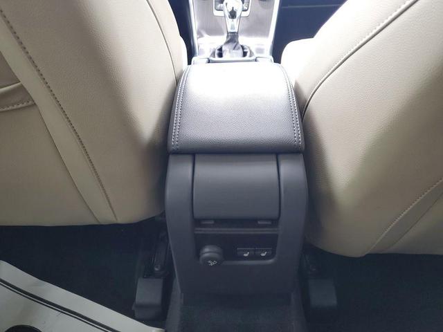 Photo of 2016 Ice White Volvo XC60