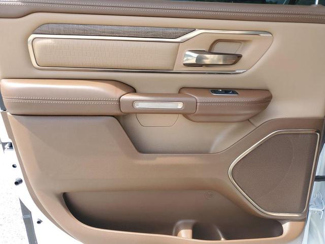 Photo of 2020 Ivory White Tri-Coat Pearlcoat RAM 1500