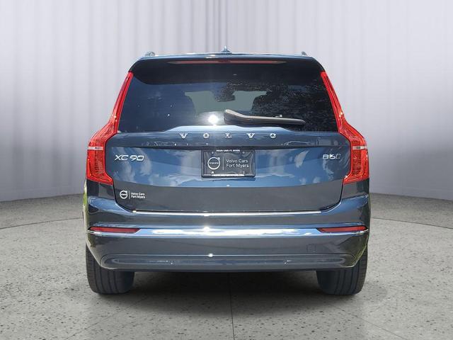 Photo of 2023 Denim Blue Metallic Volvo XC90