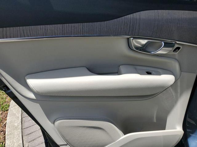 Photo of 2023 Denim Blue Metallic Volvo XC90