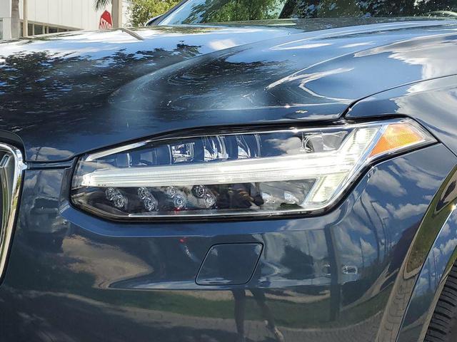 Photo of 2023 Denim Blue Metallic Volvo XC90
