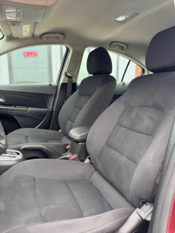 Photo of 2016 RED Chevrolet Cruze Limited