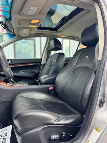 Photo of 2008 GRAY INFINITI G35x