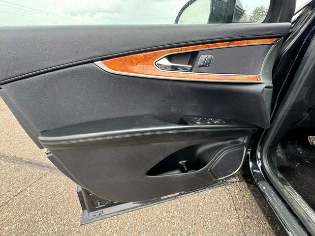 Photo of 2017 Not Specified Lincoln MKX