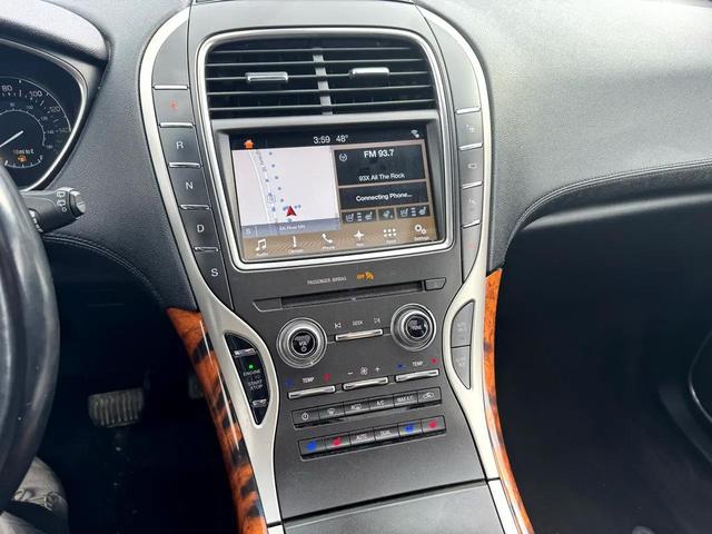 Photo of 2017 Not Specified Lincoln MKX