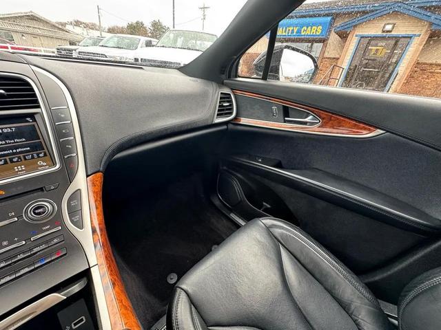 Photo of 2017 Not Specified Lincoln MKX