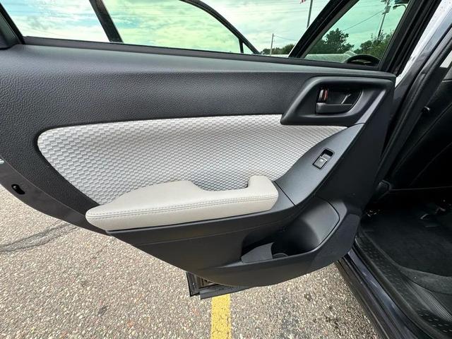 Photo of 2018 Dark Gray Metallic Subaru Forester
