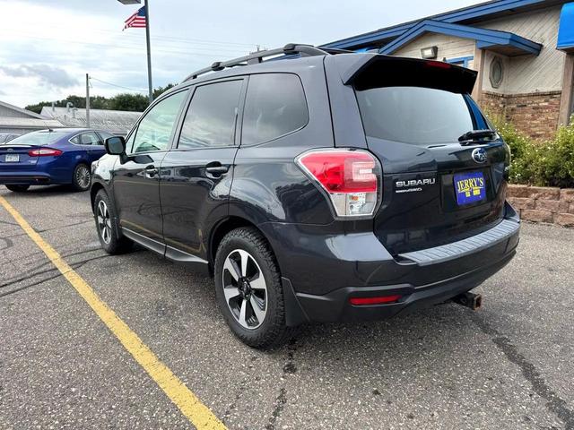 Photo of 2018 Dark Gray Metallic Subaru Forester
