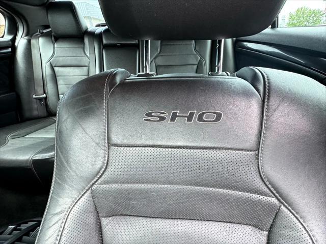 Photo of 2014 Tuxedo Black Metallic Ford Taurus