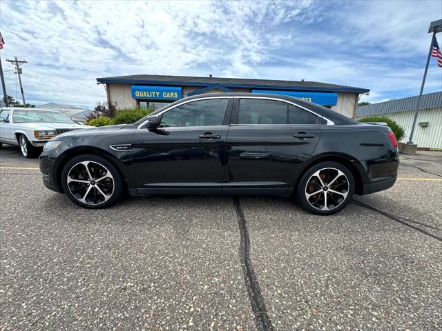 Photo of 2014 Tuxedo Black Metallic Ford Taurus