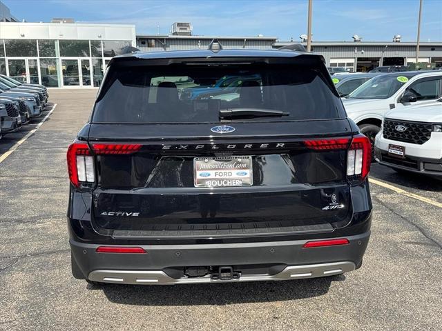 Photo of 2025 Agate Black Metallic Ford Explorer