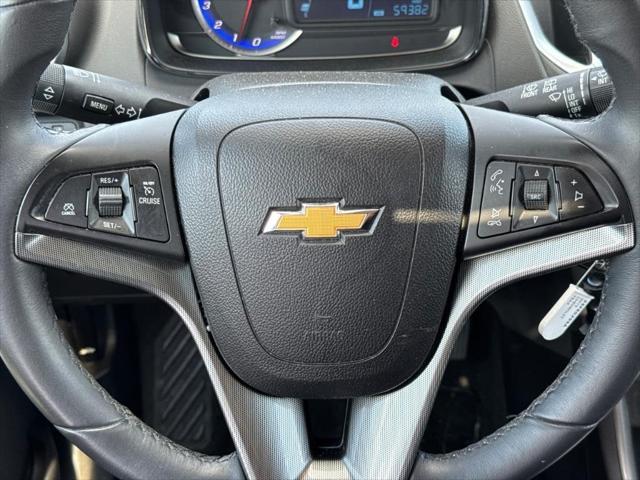 Photo of 2015 Blaze Red Chevrolet Trax