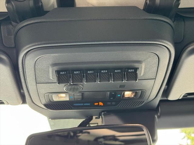Photo of 2025 Shadow Black Ford Bronco
