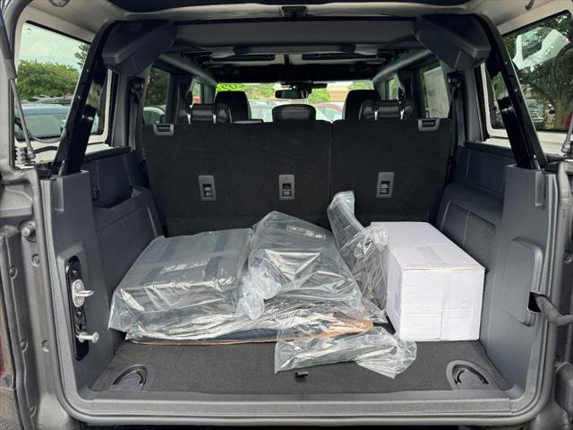 Photo of 2025 Shadow Black Ford Bronco