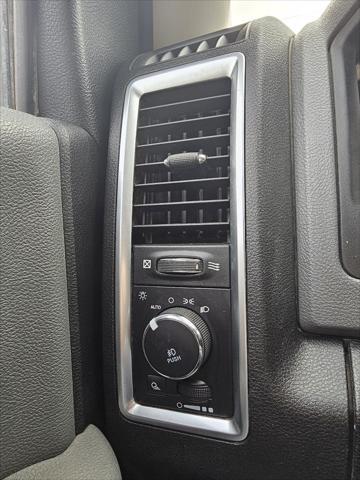 Photo of 2017 Bright White Clearcoat RAM 1500