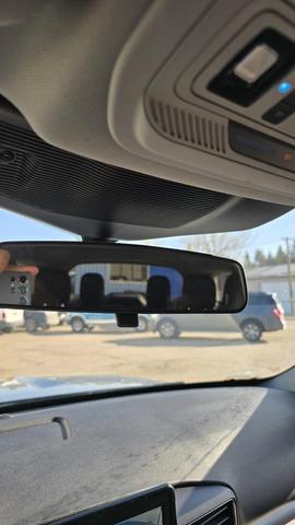 Photo of 2022 Iconic Silver Metallic Ford Explorer
