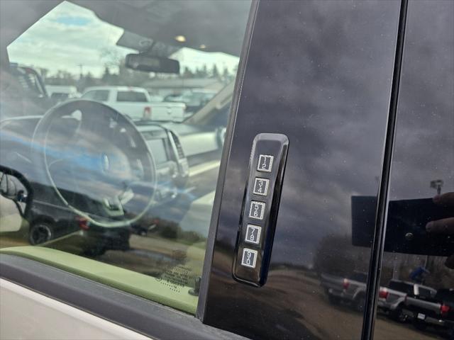 Photo of 2018 White Gold Ford F-150