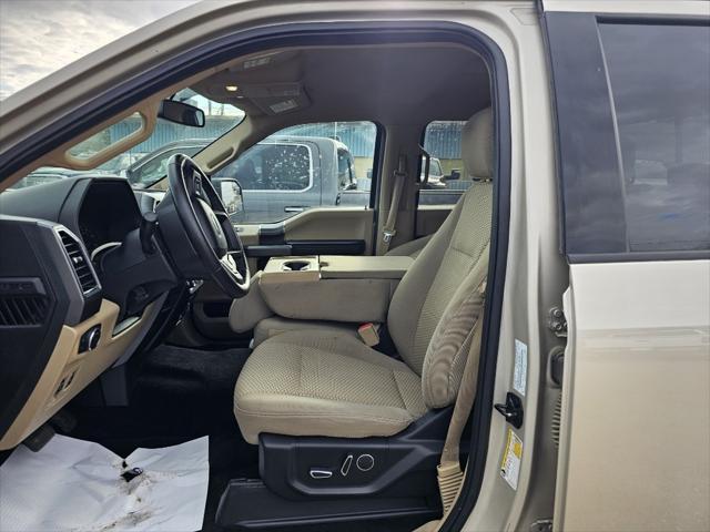 Photo of 2018 White Gold Ford F-150