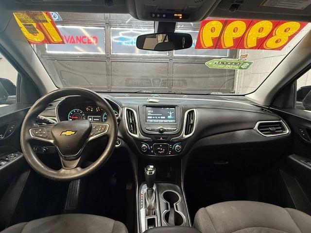 Photo of 2018 Mosaic Black Metallic Chevrolet Equinox