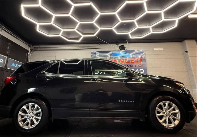 Photo of 2018 Mosaic Black Metallic Chevrolet Equinox