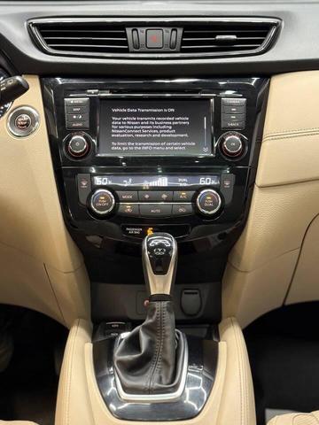 Photo of 2019 Pearl White Tricoat Nissan Rogue