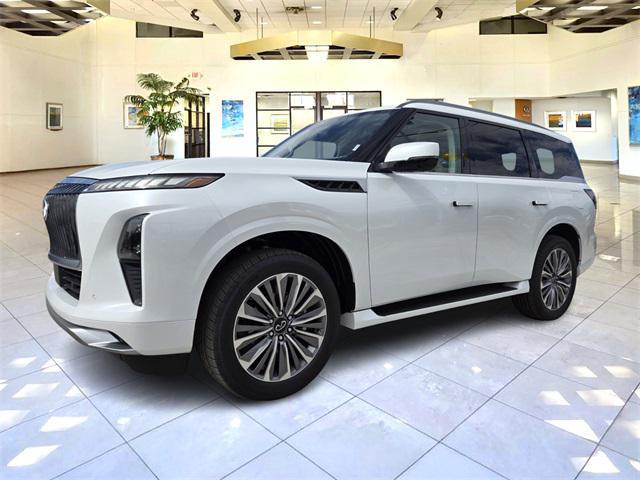 Photo of 2025 White INFINITI QX80