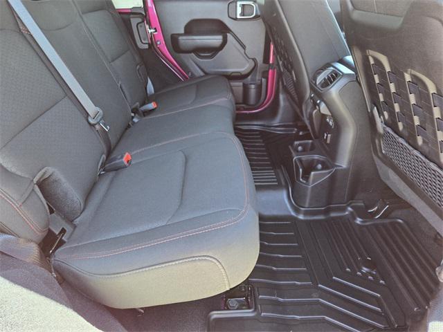 Photo of 2022 Limited Edition Tuscadero Pearlcoat Jeep Wrangler Unlimited