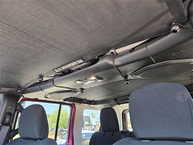 Photo of 2022 Limited Edition Tuscadero Pearlcoat Jeep Wrangler Unlimited