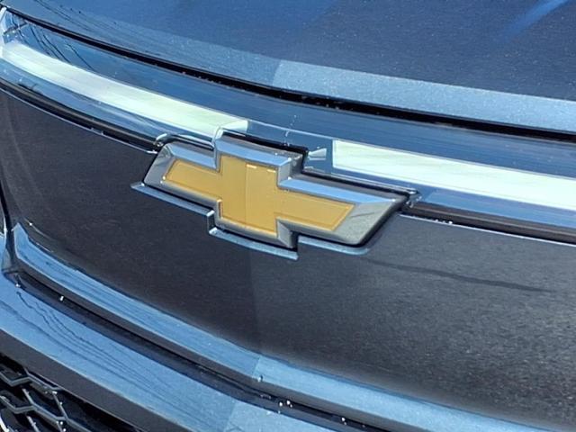 Photo of 2025 Blue Smoke Chevrolet Silverado EV