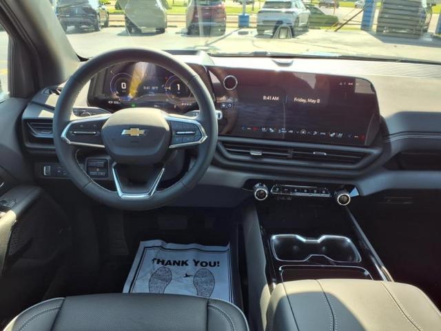 Photo of 2025 Blue Smoke Chevrolet Silverado EV