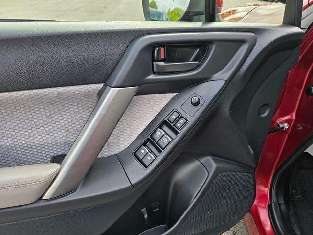 Photo of 2017 Venetian Red Pearl Subaru Forester