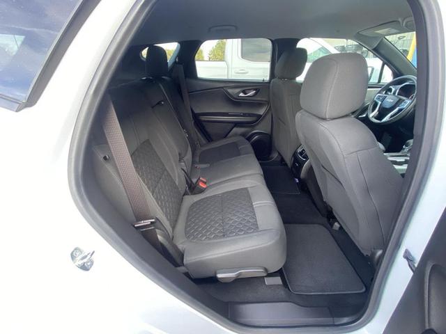 Photo of 2022 Summit White Chevrolet Blazer