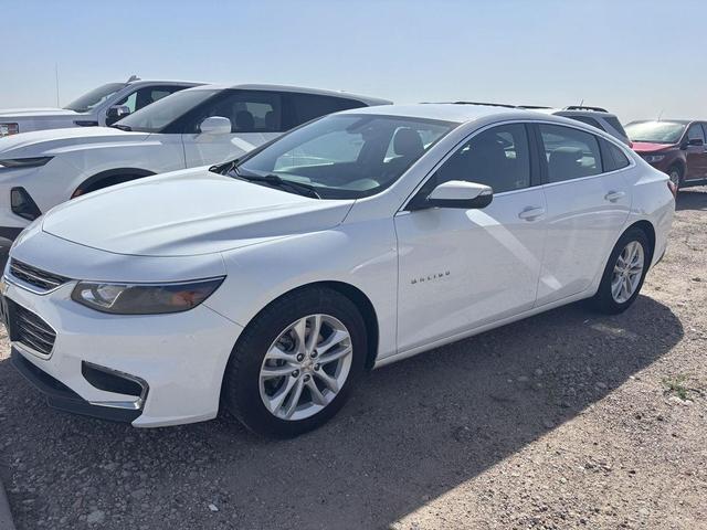 Photo of 2017 Summit White Chevrolet Malibu