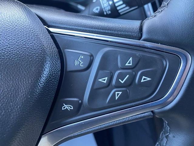 Photo of 2024 Iridescent Pearl Tricoat Chevrolet Equinox