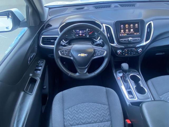 Photo of 2024 Iridescent Pearl Tricoat Chevrolet Equinox